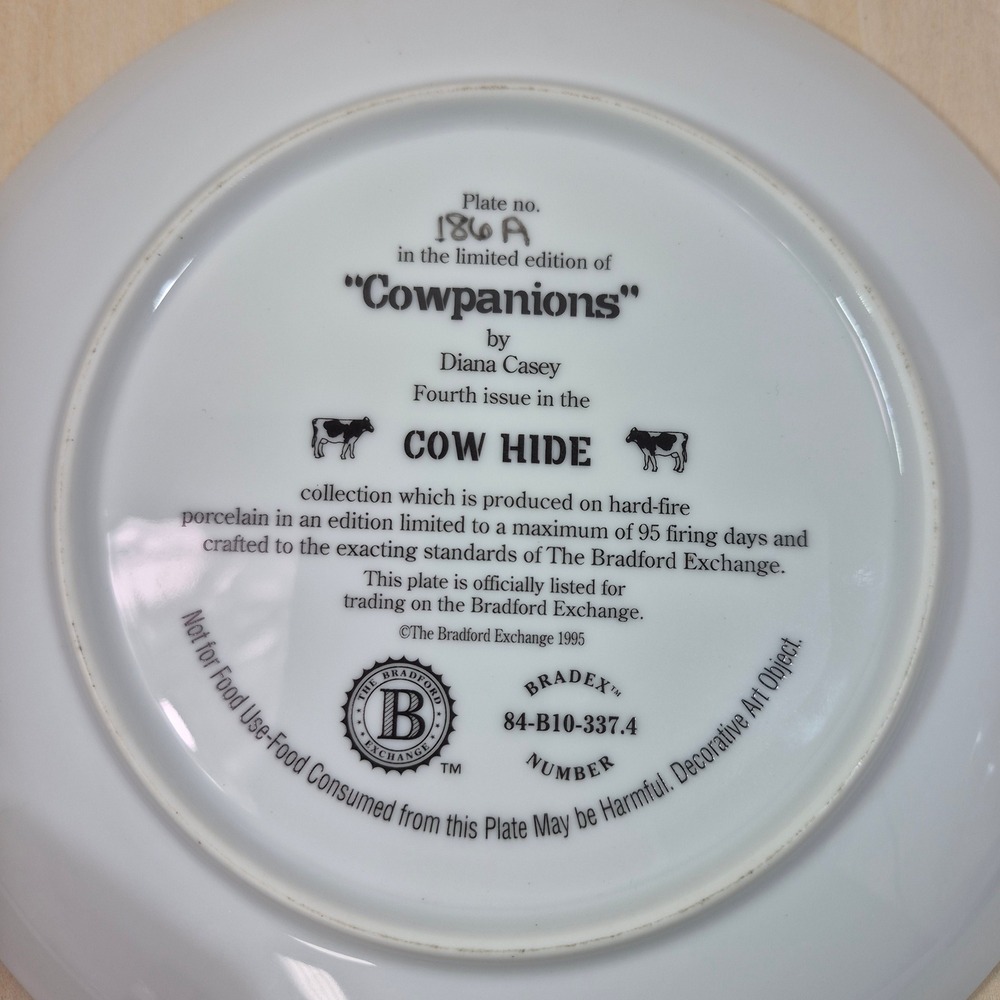 Bradford Exchange Cowpanions Decorative Art Plate Diana Casey 1995 Winter Farm‎ - Picture 2 of 3